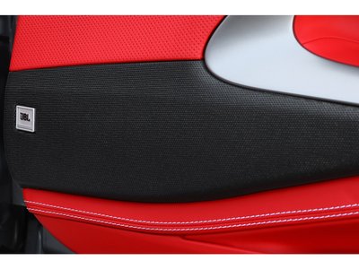 2020 Ferrari 812 GTS — фото 73