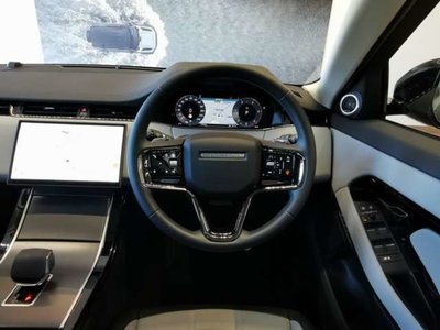 2025 LAND Rover RANGE ROVER EVOQUE photo 11