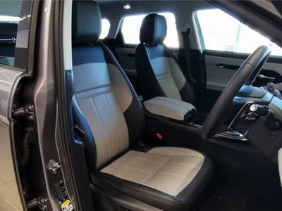2025 LAND Rover RANGE ROVER EVOQUE thumbnail 18
