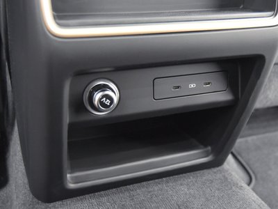2024 Porsche CAYENNE thumbnail 28