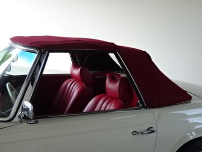 1967 Mercedes-BENZ SL photo 55