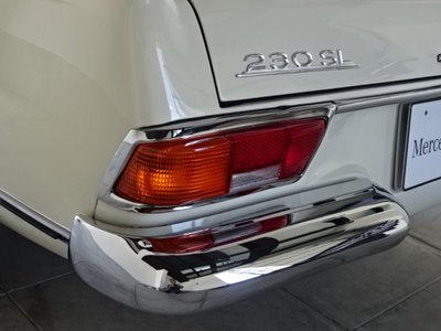 1967 Mercedes-BENZ SL photo 40