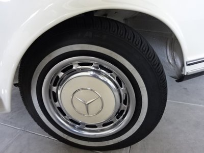 1967 Mercedes-BENZ SL photo 60
