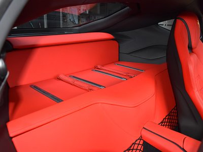 صورة 31 لـ 2018 Ferrari 812 SUPERFAST