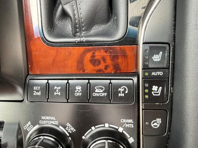 2015 Lexus LX 照片 35