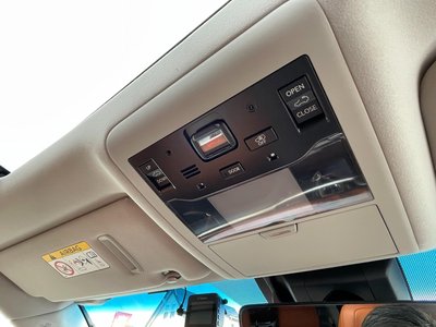 2015 Lexus LX 照片 43