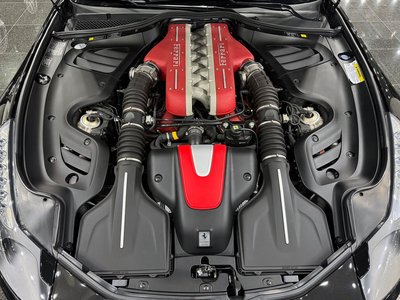 2011 Ferrari FF 照片 16