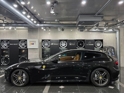 2011 Ferrari FF 照片 2