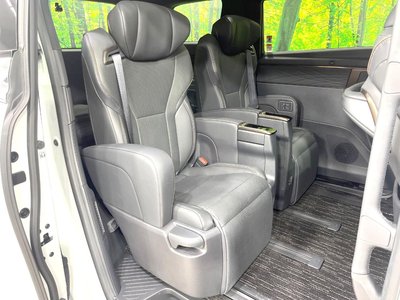 صورة 74 لـ 2024 Toyota ALPHARD