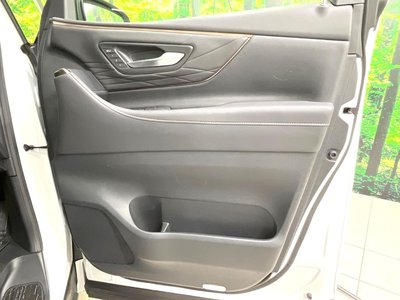 صورة 44 لـ 2024 Toyota ALPHARD