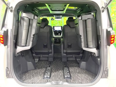 صورة 39 لـ 2024 Toyota ALPHARD