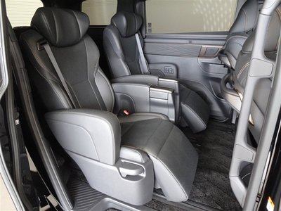 2025 Toyota ALPHARD — фото 21