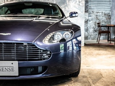 صورة 15 لـ 2008 Aston Martin V8