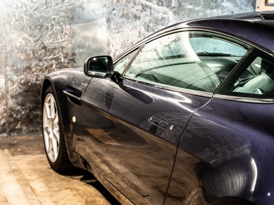 صورة 43 لـ 2008 Aston Martin V8