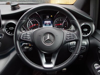 2020 Mercedes-BENZ V-CLASS photo 8
