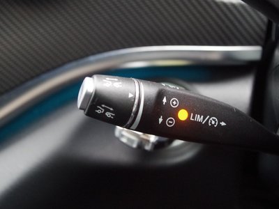2020 Mercedes-BENZ V-CLASS photo 9