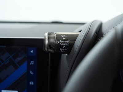 2025 Lexus LC CONVERTIBLE thumbnail 39