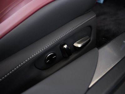 2025 Lexus LC CONVERTIBLE thumbnail 50