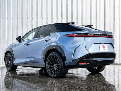 صورة 31 لـ 2023 Lexus RZ