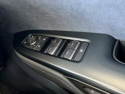 صورة 47 لـ 2023 Lexus RZ