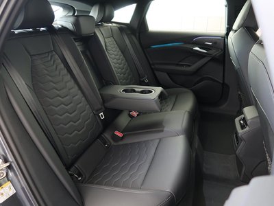 صورة مصغرة 18 لـ 2025 AUDI A6 SPORTBACK E-TRON
