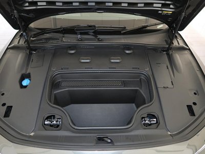 صورة مصغرة 30 لـ 2025 AUDI A6 SPORTBACK E-TRON