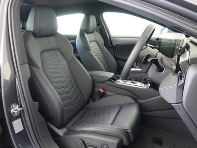صورة مصغرة 16 لـ 2025 AUDI A6 SPORTBACK E-TRON