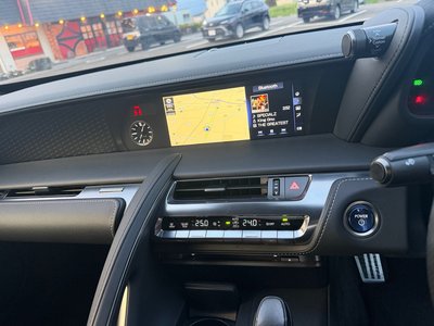 2018 Lexus LC — миниатюра 21
