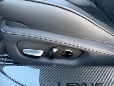 2018 Lexus LC — миниатюра 31