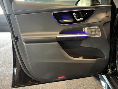 2025 Mercedes-BENZ GLC AMG thumbnail 25