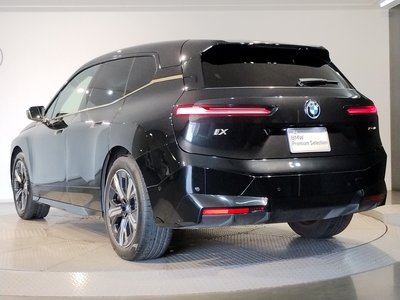 2022 BMW IX — фото 7