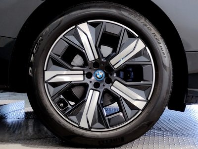 2022 BMW IX — фото 22