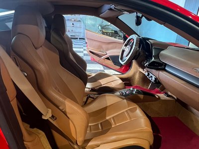 2019 Ferrari 458 ITALIA — фото 12