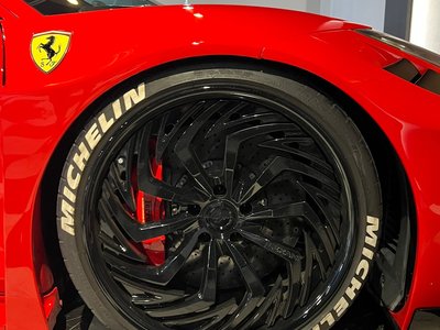 2019 Ferrari 458 ITALIA — фото 14