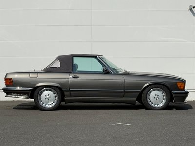 صورة 9 لـ 1988 Mercedes-BENZ SL