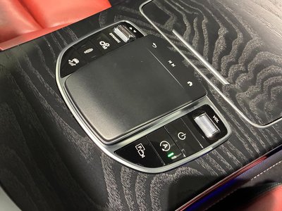 صورة 48 لـ 2019 Mercedes-BENZ GLC AMG