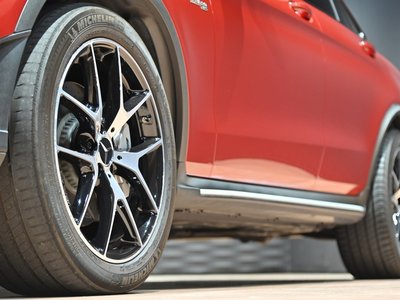 2019 Mercedes-BENZ GLC AMG thumbnail 63