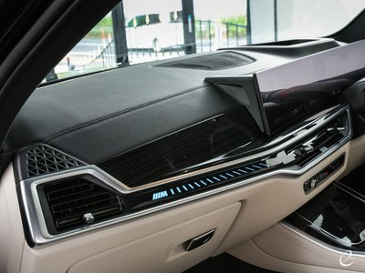 2024 BMW X5 photo 7