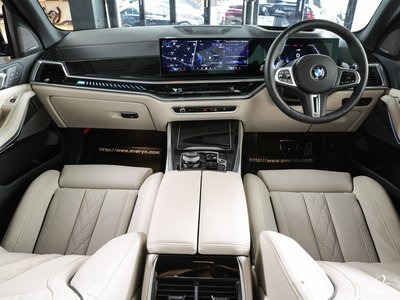 2024 BMW X5 photo 3