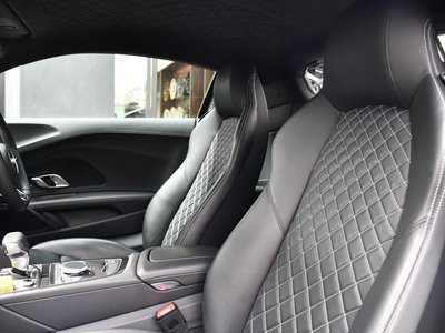 2022 AUDI R8 photo 13