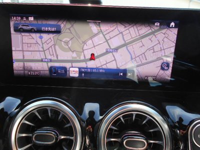 2025 Mercedes-BENZ GLA photo 12