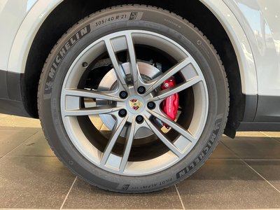 2023 Porsche CAYENNE thumbnail 41