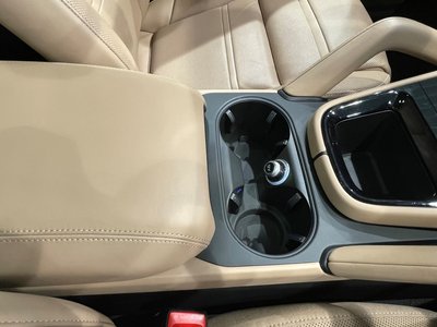 2023 Porsche CAYENNE thumbnail 26
