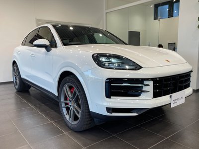 2023 Porsche CAYENNE photo 7