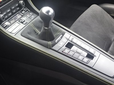 2020 Porsche 718 SPYDER 照片 35