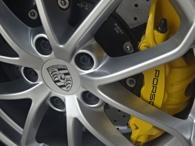 2020 Porsche 718 SPYDER 照片 64