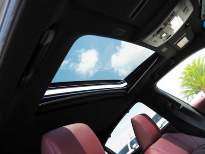 2024 Lexus ES thumbnail 21