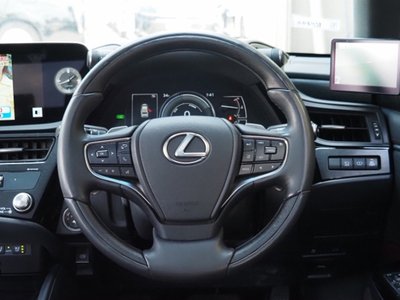 2024 Lexus ES thumbnail 37