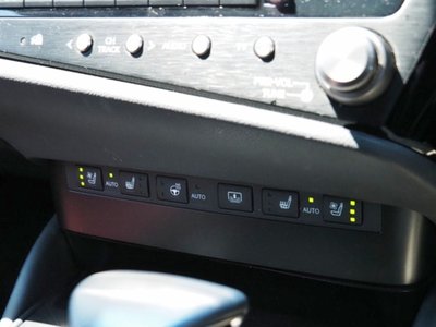2024 Lexus ES thumbnail 49