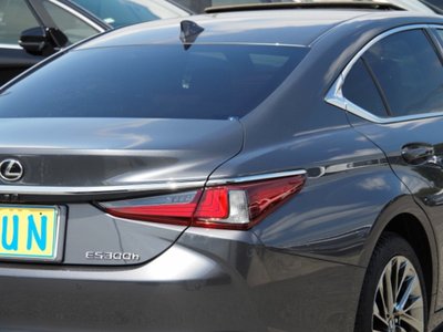 2024 Lexus ES thumbnail 72